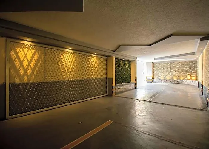 Catalina Hotel